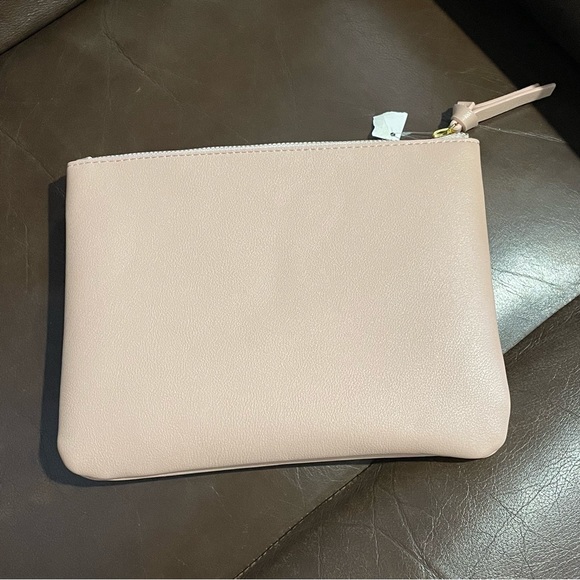 Gorgeous Blush Pink Pouch - Picture 2 of 3